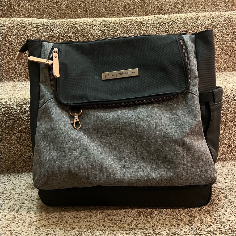 Petunia Pickle Bottom Pivot Pack Black/Sand Diaper Bag Backpack Carry on Tote - Picture 8 of 12